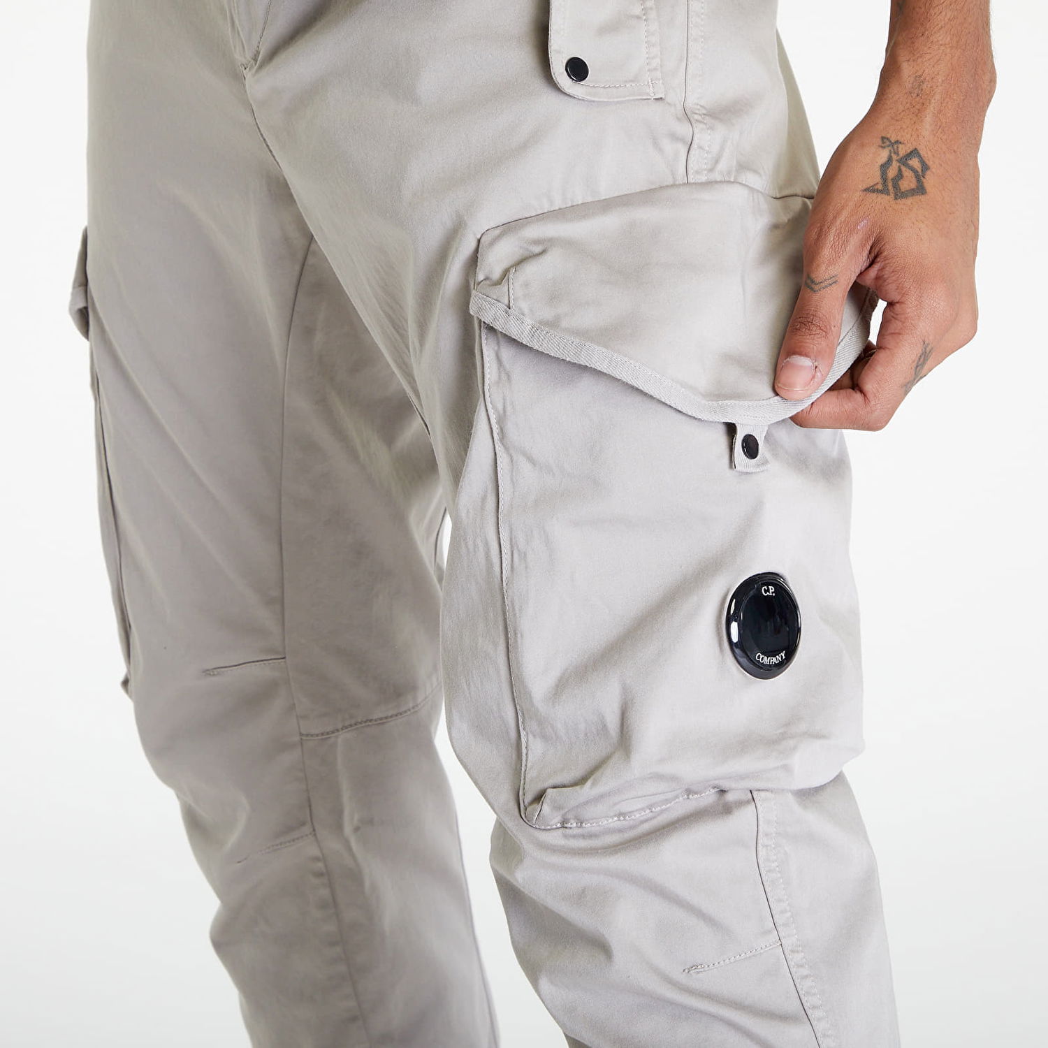 Cargo hlače C.P. Company Stretch Sateen Ergonomic Lens Cargo Pants Goat Siva | 16CMPA058A005694G-319, 1