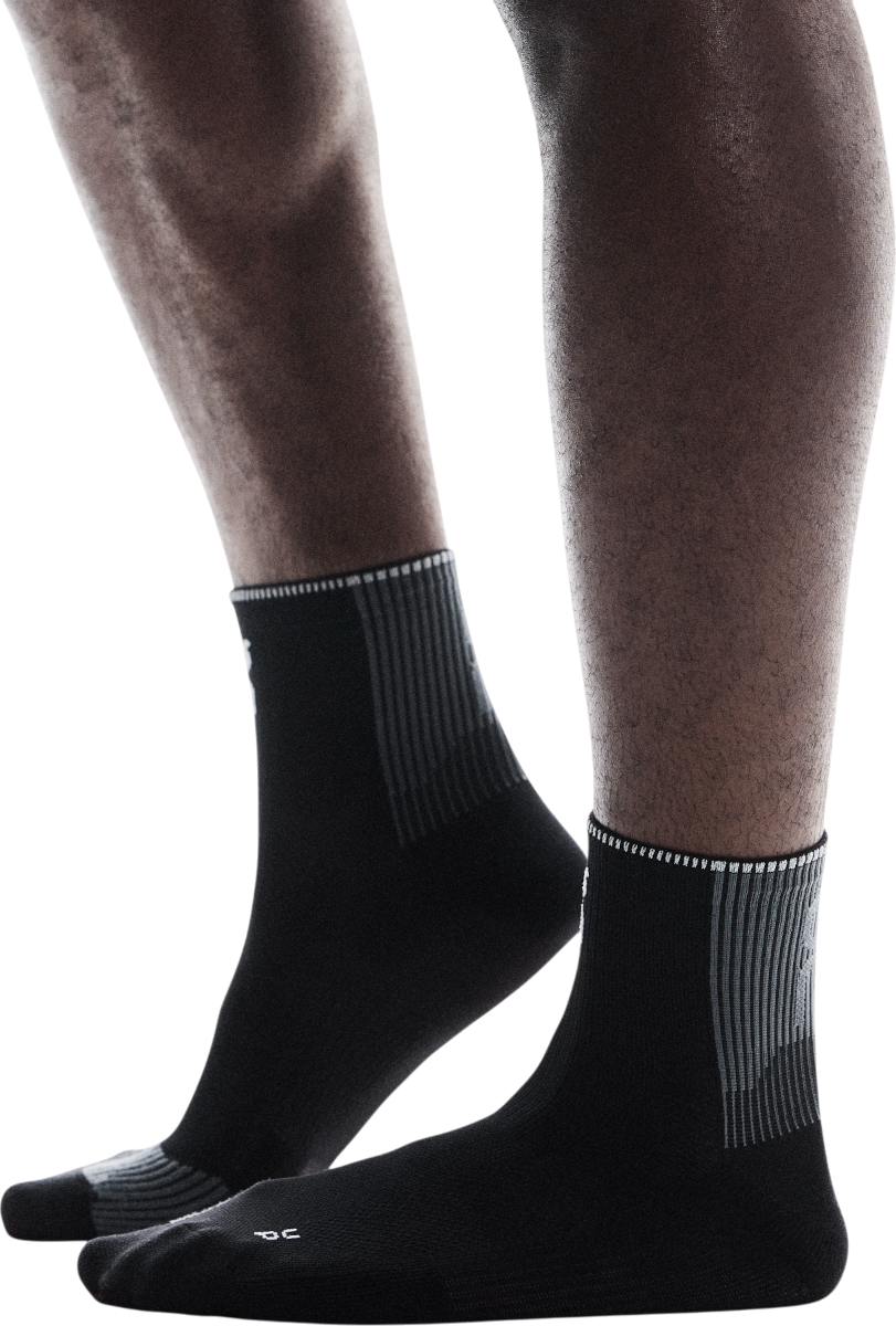 Nogavice On Running Performance Run Mid Socks Črna | 2uf10050106