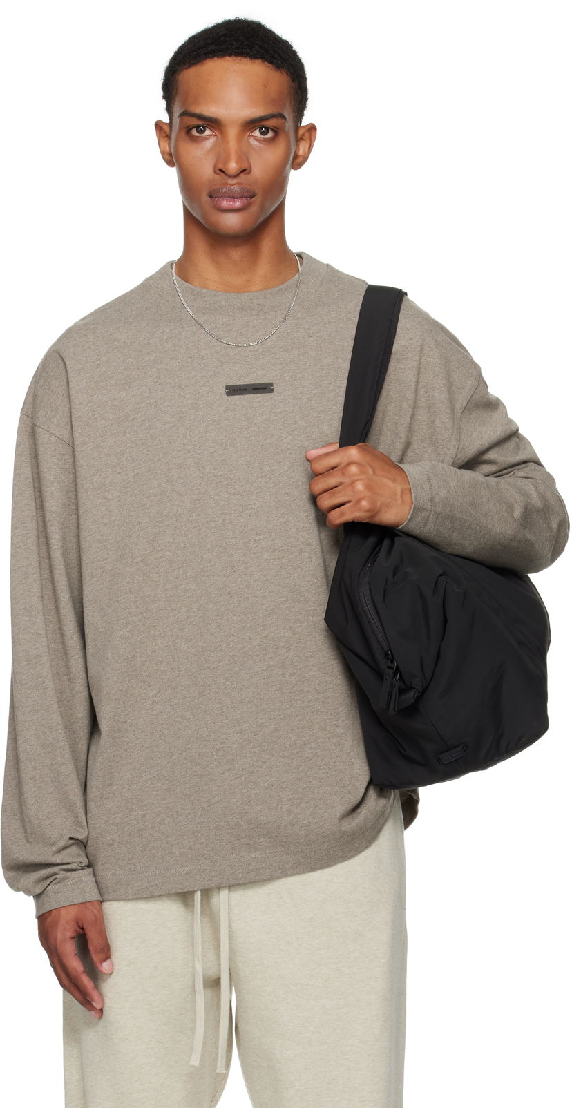 Majica Fear of God Fear of God ESSENTIALS Classic Fit Long Sleeve T-Shirt Siva | 125SP254203F