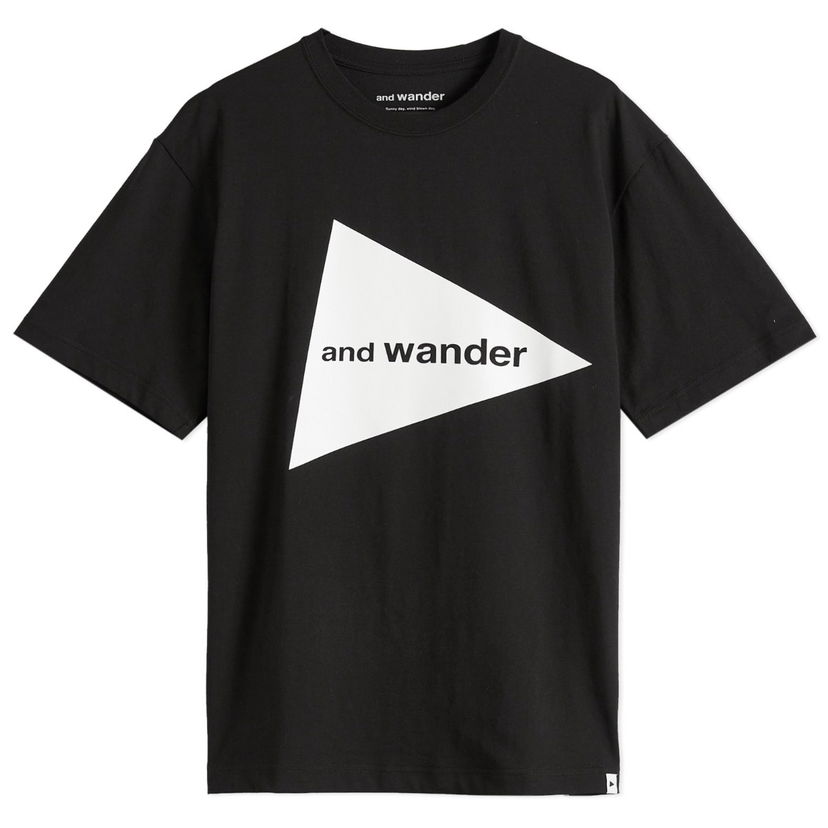 Majica and wander Big Logo Graphic Tee, Size Large Črna | 5745184095-010