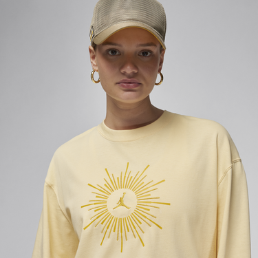 Majica Jordan Air Jordan WMNS FLIGHT LONGSLEEVE OVERSIZED TEE 'Heiress of Optimism' Bež | FN5356-294, 2
