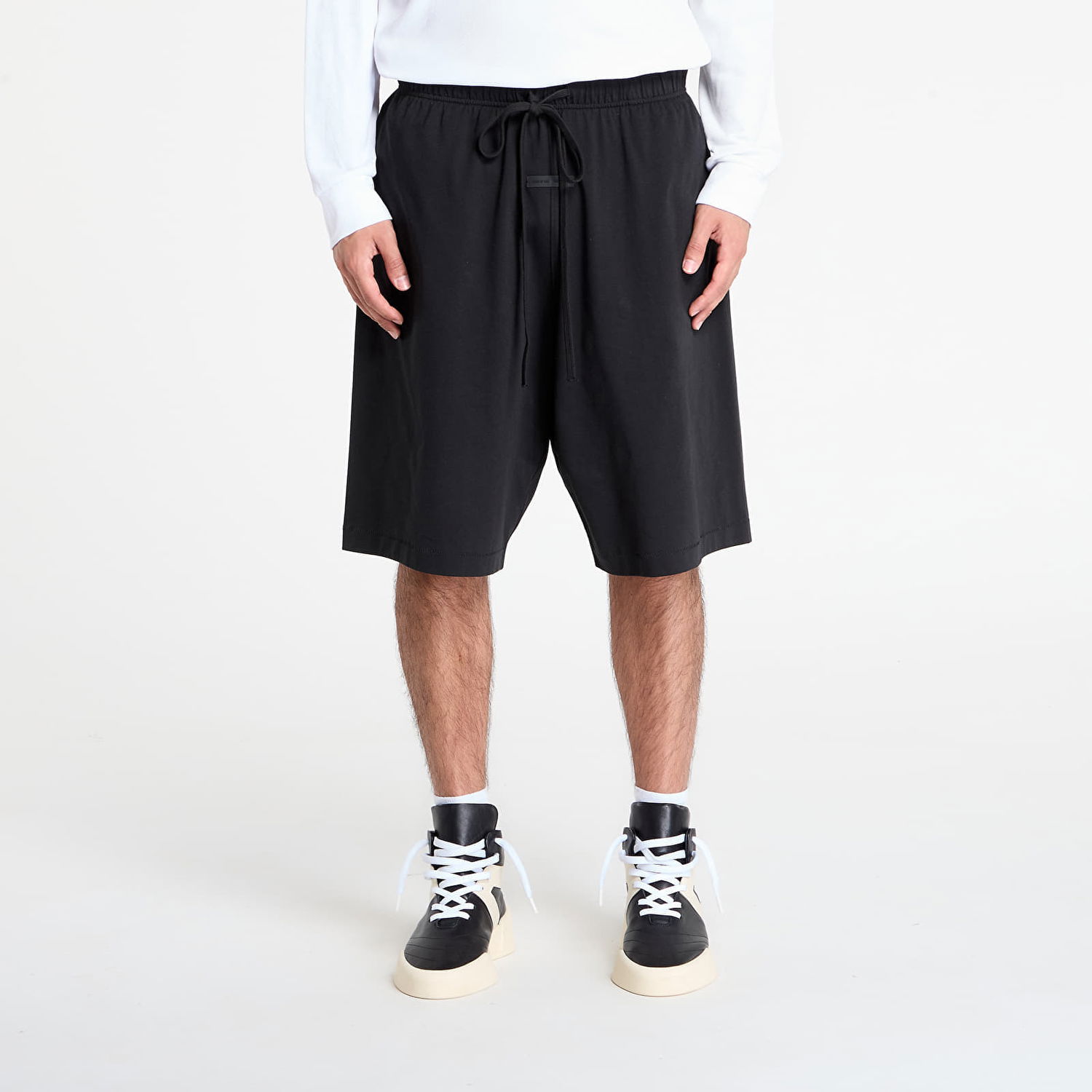 Kratke hlače Fear of God Fear of God Essentials Relaxed Shorts Črna | 160SP254610F-861, 0