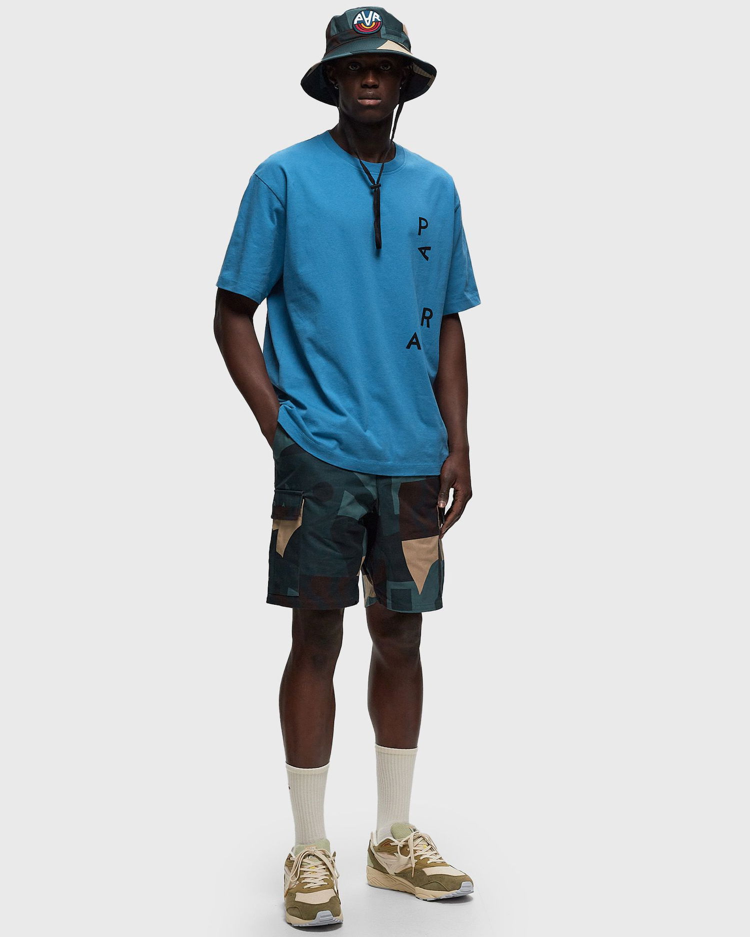 Kratke hlače By Parra Parra Distorted Camo Shorts, Size Large Zelena | 51242, 1
