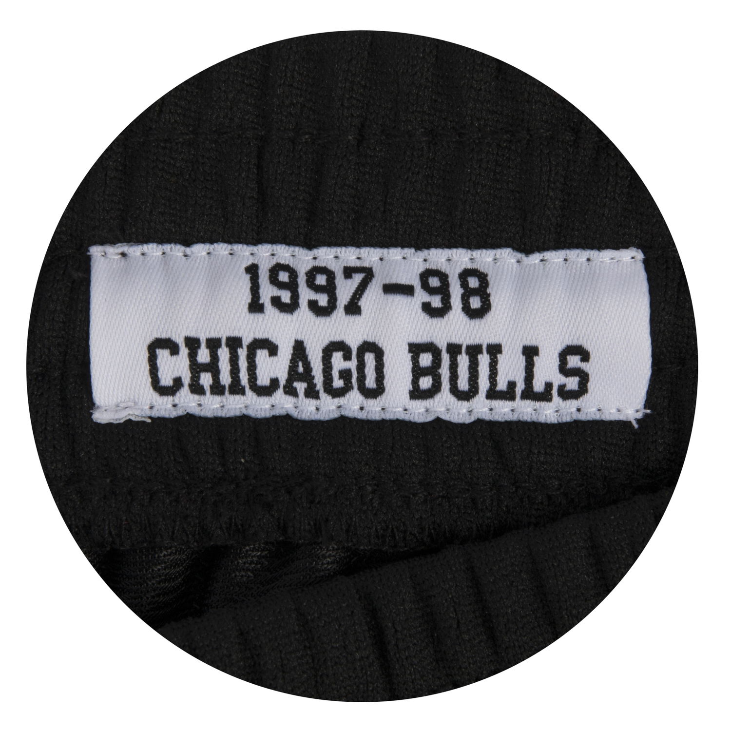 Kratke hlače Mitchell & Ness Chicago Bulls NBA Swingman Shorts Črna | SMSHAC18023-CBUBLCK97, 1