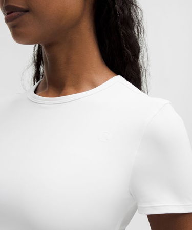 Krop-top lululemon Cropped T-Shirt Slim Fit with Built-in Bra Medium Support B/C Cups L Bela | prod11871026, 4