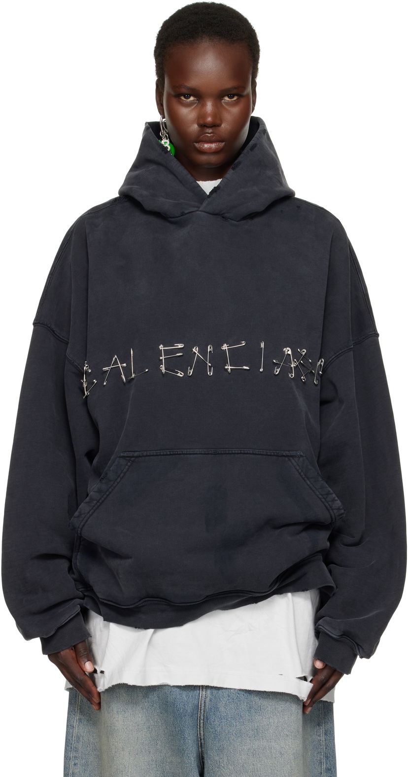 Pulover Balenciaga Safety Pin Logo Black Hoodie Črna | 803265 TRVK3
