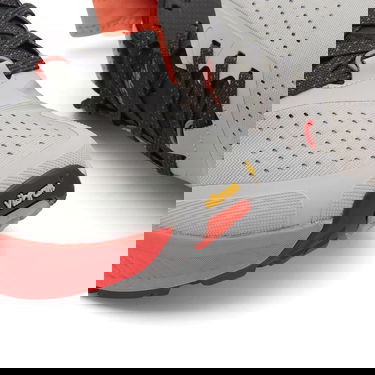 Superge in čevlji Altra Running Olympus 6 Siva | AL0A85NJ-264, 3