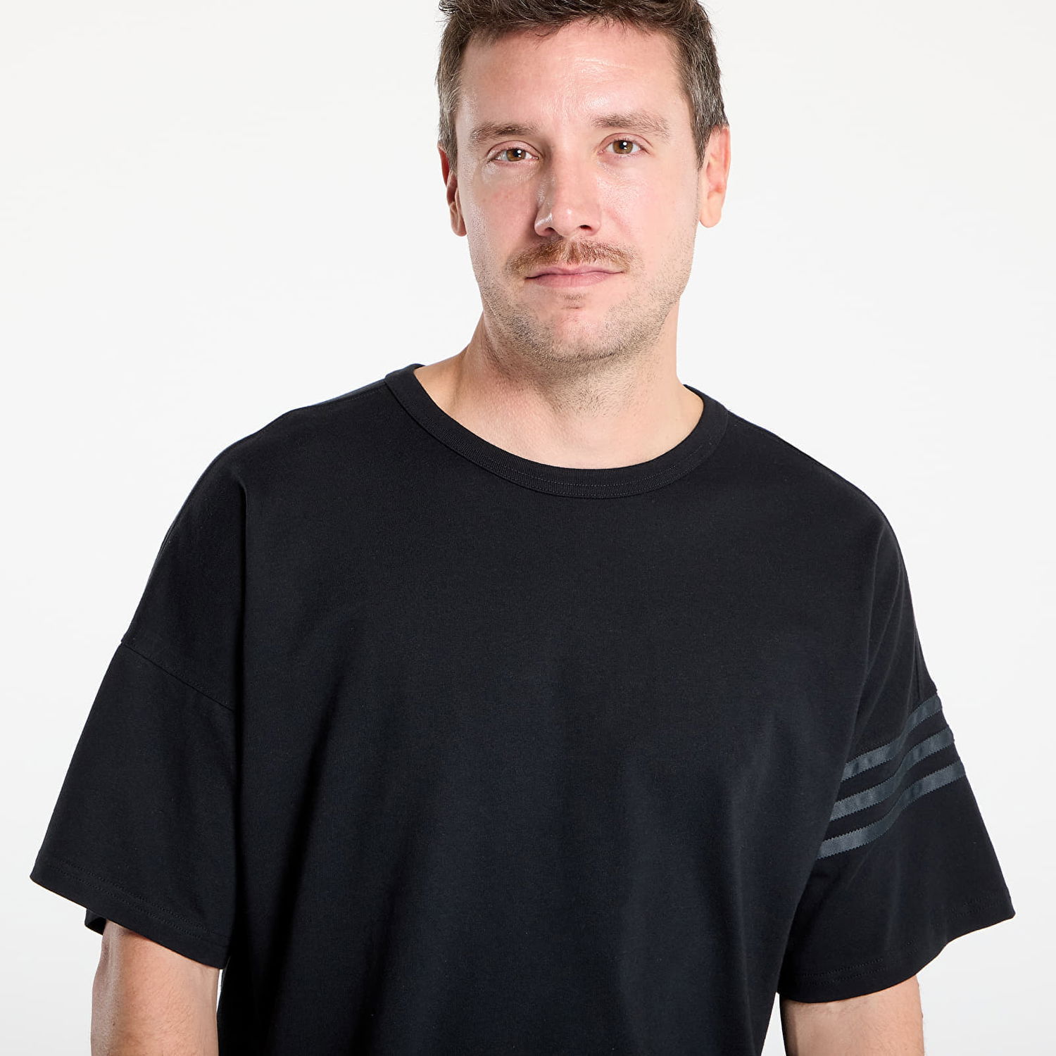 Majica adidas Performance Neuclassics T-Shirt Črna | HZ3700, 1