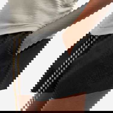 Kratke hlače Fear of God Essentials Ripstop Running Shorts Črna | 130BT245380FW-28218777, 5