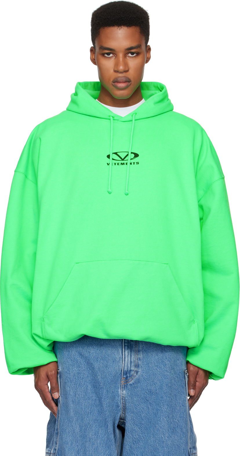 Pulover VETEMENTS Oval Logo Cropped Boxy Hoodie Zelena | UA66HD600E