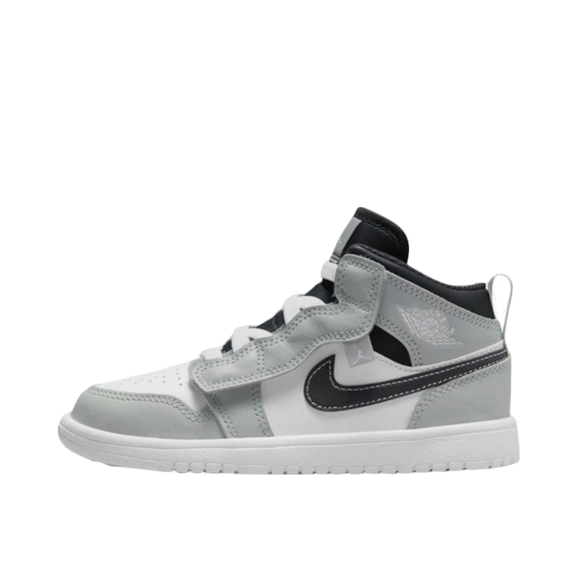 Superge in čevlji Jordan Air Jordan 1 Mid Alt Siva | AR6351-078