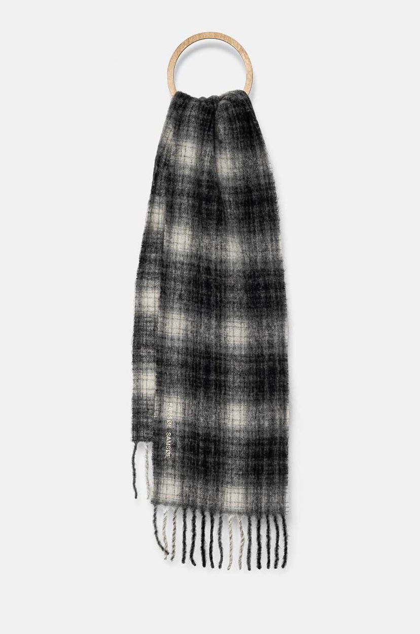 Šala Samsoe Samsoe Samsoe Samsoe Checked Wool Scarf with Fringed Ends and Wooden Ring Večbarvna | U23300003
