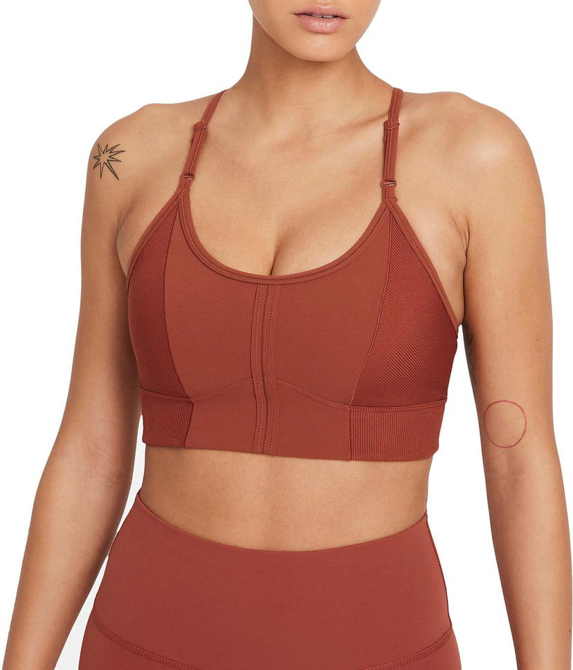 Modrček Nike Nike Yoga Dri-FIT Indy Light-Support Padded Longline Sports Bra Rjava | dd1183-670