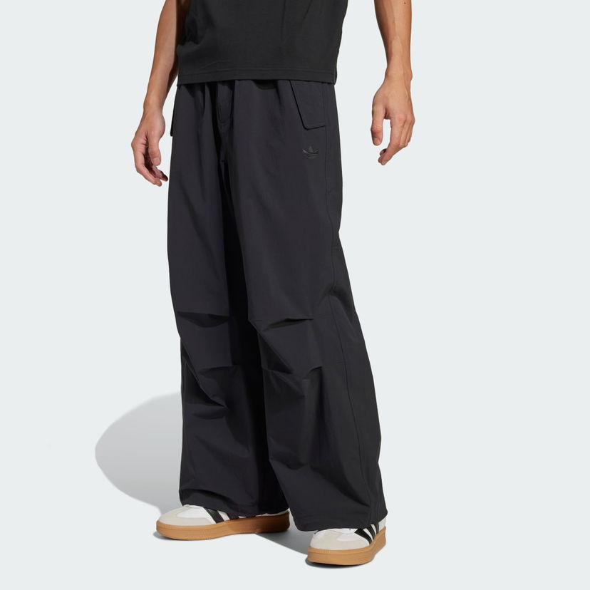 Cargo hlače adidas Performance Premium Essentials Utility Parachute Pants Črna | JD2111