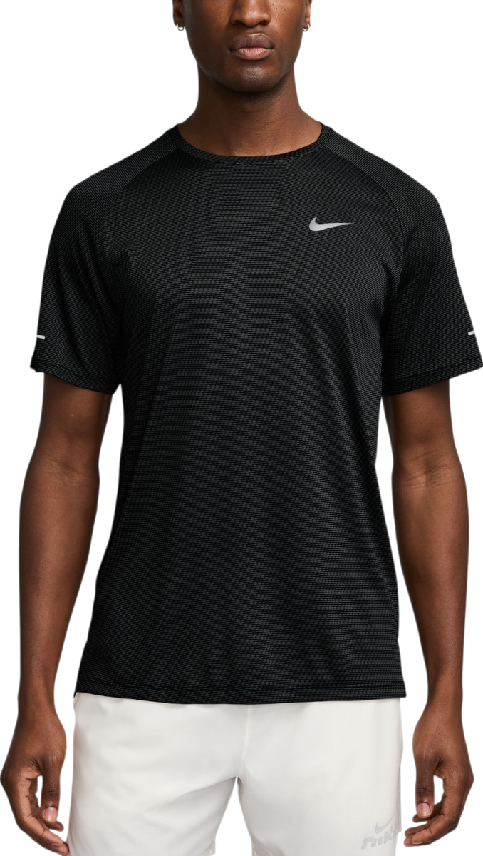 Majica Nike Nike Stride T-Shirt Črna | hv2207-010