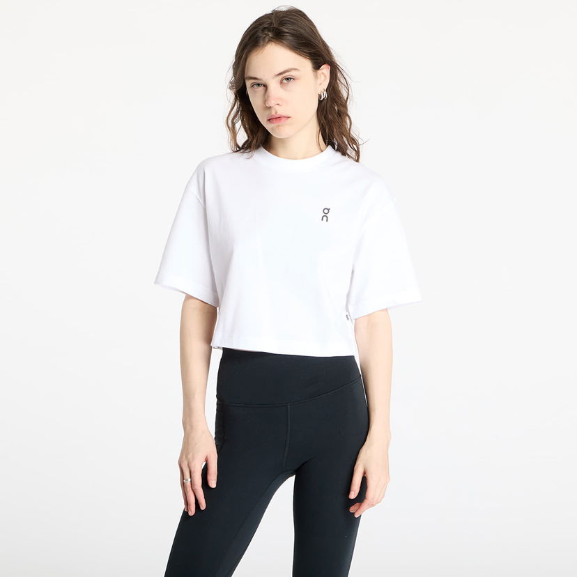 Krop-top On Running Club Boxy Cropped T-Shirt Bela | 1WF11120069 W