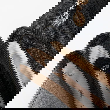 Torbica GUESS Guess Noelle II Convertible Crossbody Flap Bag Črna | HWBG9672210-CLO, 4