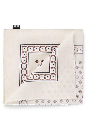 Šala BOSS Digital Print Geometric Border Pocket Square Bež | 50551097