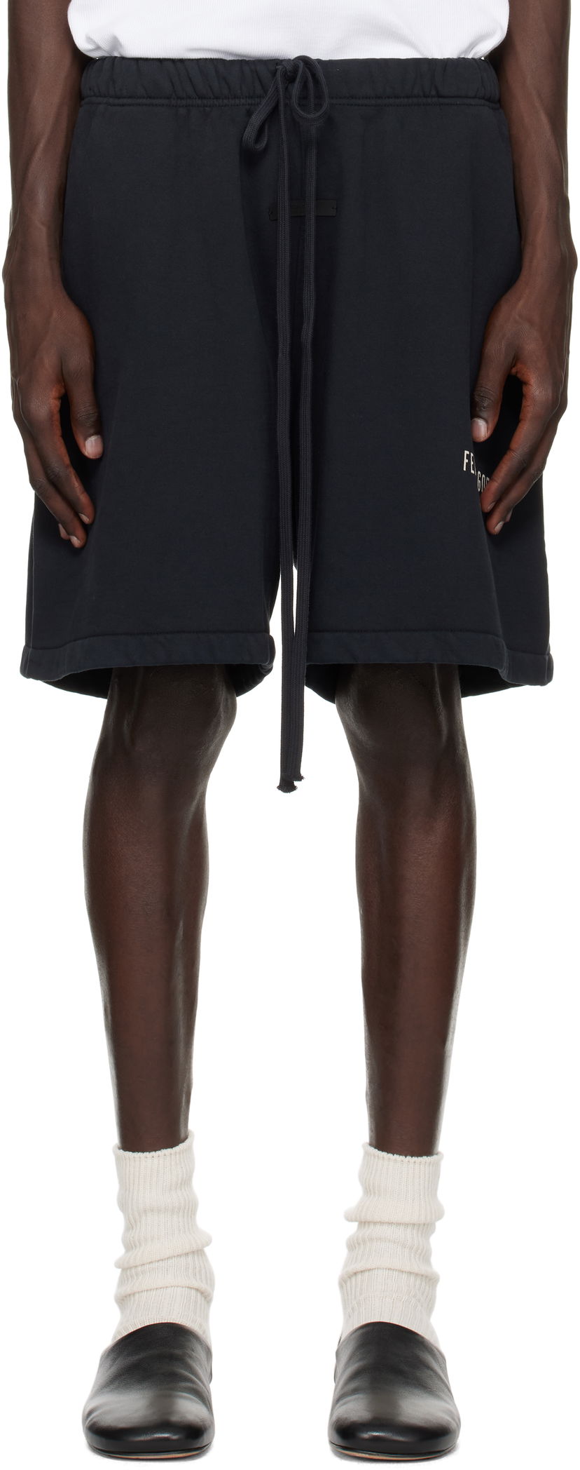 Kratke hlače Fear of God Essentials Heavy Fleece Soccer Shorts Črna | 160HO244310F