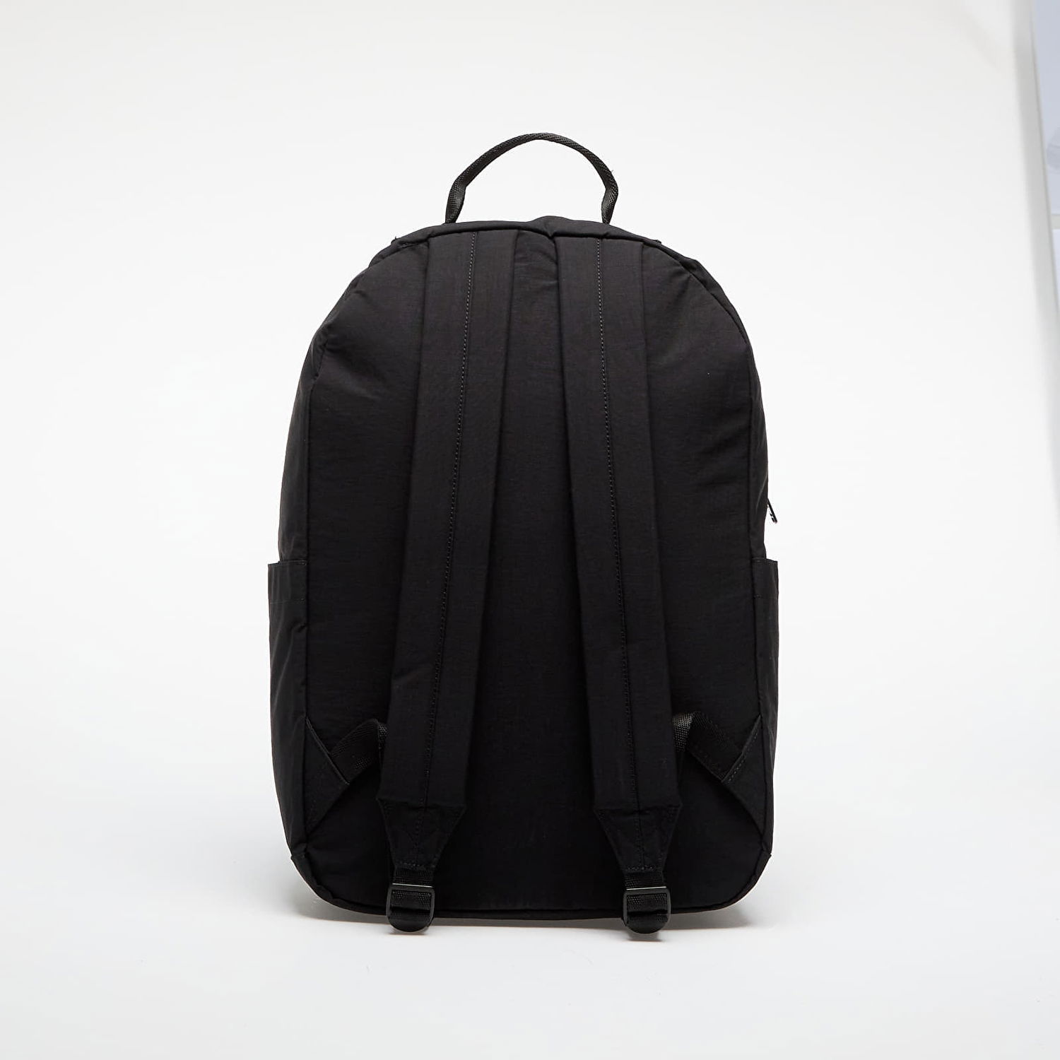 Nahrbtnik Fred Perry Fred Perry Nylon Badge Backpack Črna | L1192 102, 1