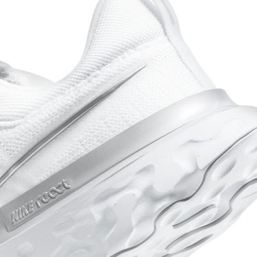 Superge in čevlji Nike React Infinity Run Flyknit 2 W Bela | CT2423-102, 4