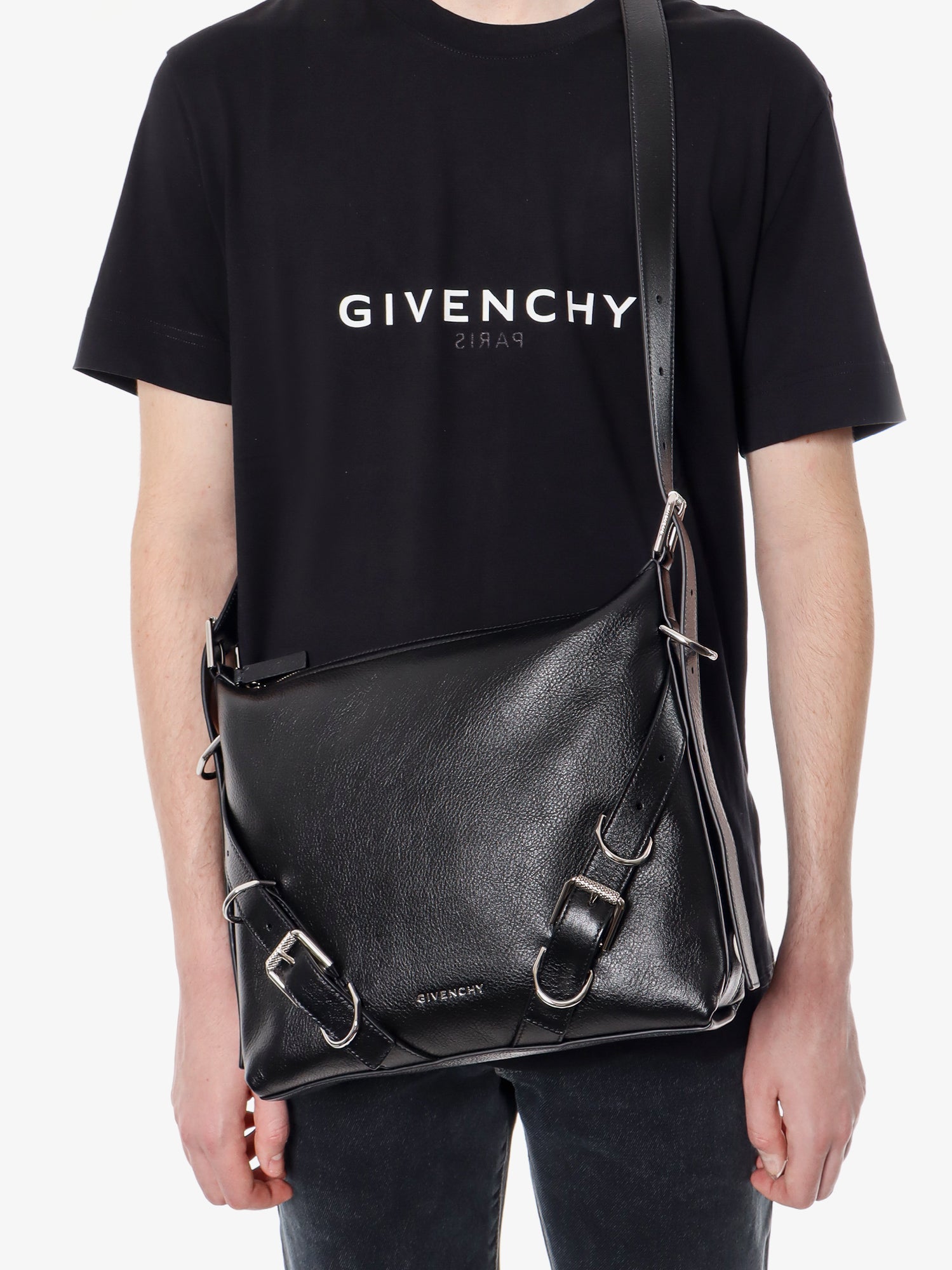 Torbica Givenchy Givenchy Voryou Hobo Bag Črna | BK50CWK1Y1001, 1