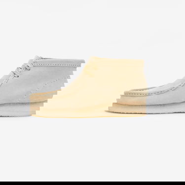 Superge in čevlji Clarks Wallabee Boot W Bež | 26155520, 0