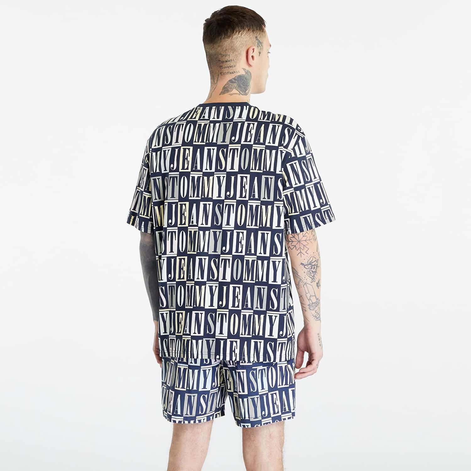 Majica Tommy Hilfiger Oversized Tommy All Over Print T-Shirt Večbarvna | DM0DM16327 DX2, 1