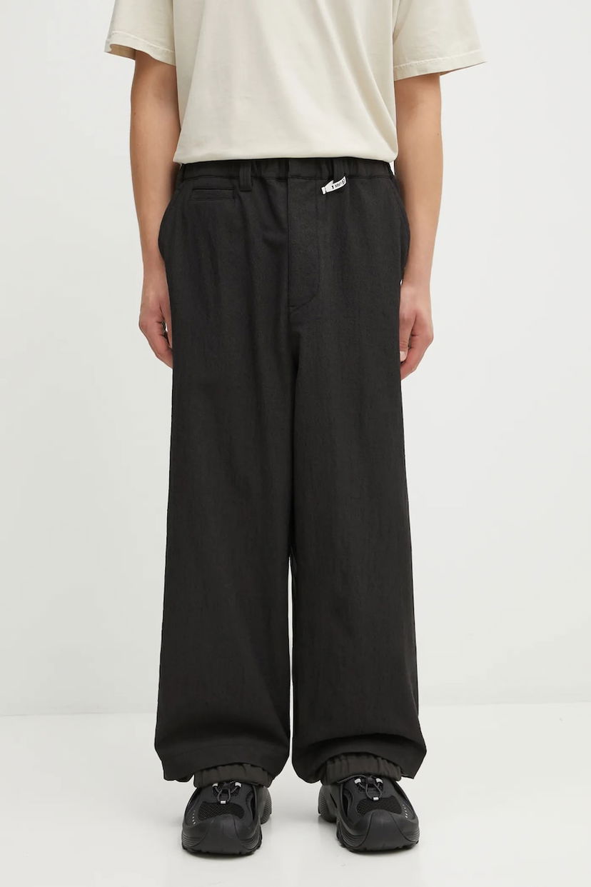Hlače Maison MIHARA YASUHIRO Maison MIHARA YASUHIRO SLEEVE LAYERED Wool Pants Črna | J15PT132