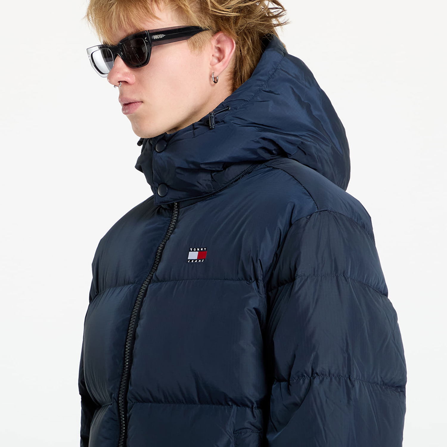 Puhovka Tommy Hilfiger Flag Back Alaska Puffer Jacket Blue Mornarica | DM0DM20479 C1G, 1