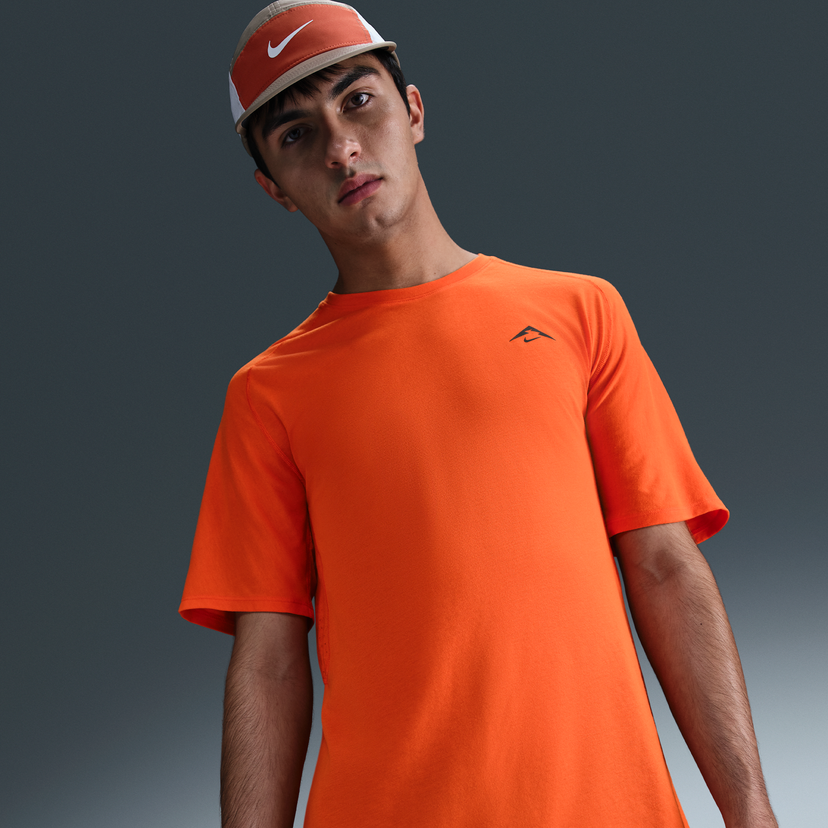 Majica Nike Solar Chase Dri-FIT Short Sleeve Running T-Shirt Oranžna | HJ3580-819