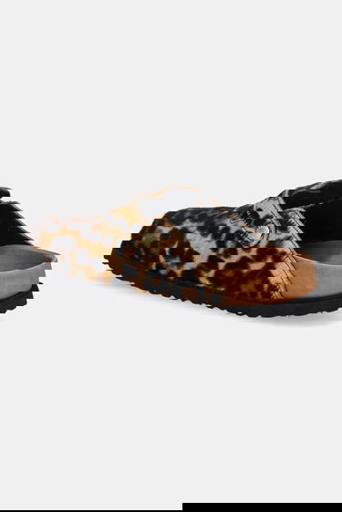 Superge in čevlji Birkenstock Leopard Print Clog with Buckle 1774 Boston FUR Večbarvna | 1031919, 2