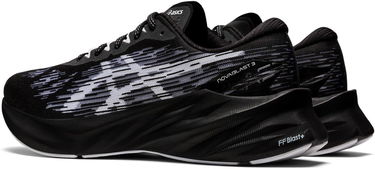 Superge in čevlji Asics Novablast 3 Črna | 1011B458 002, 5