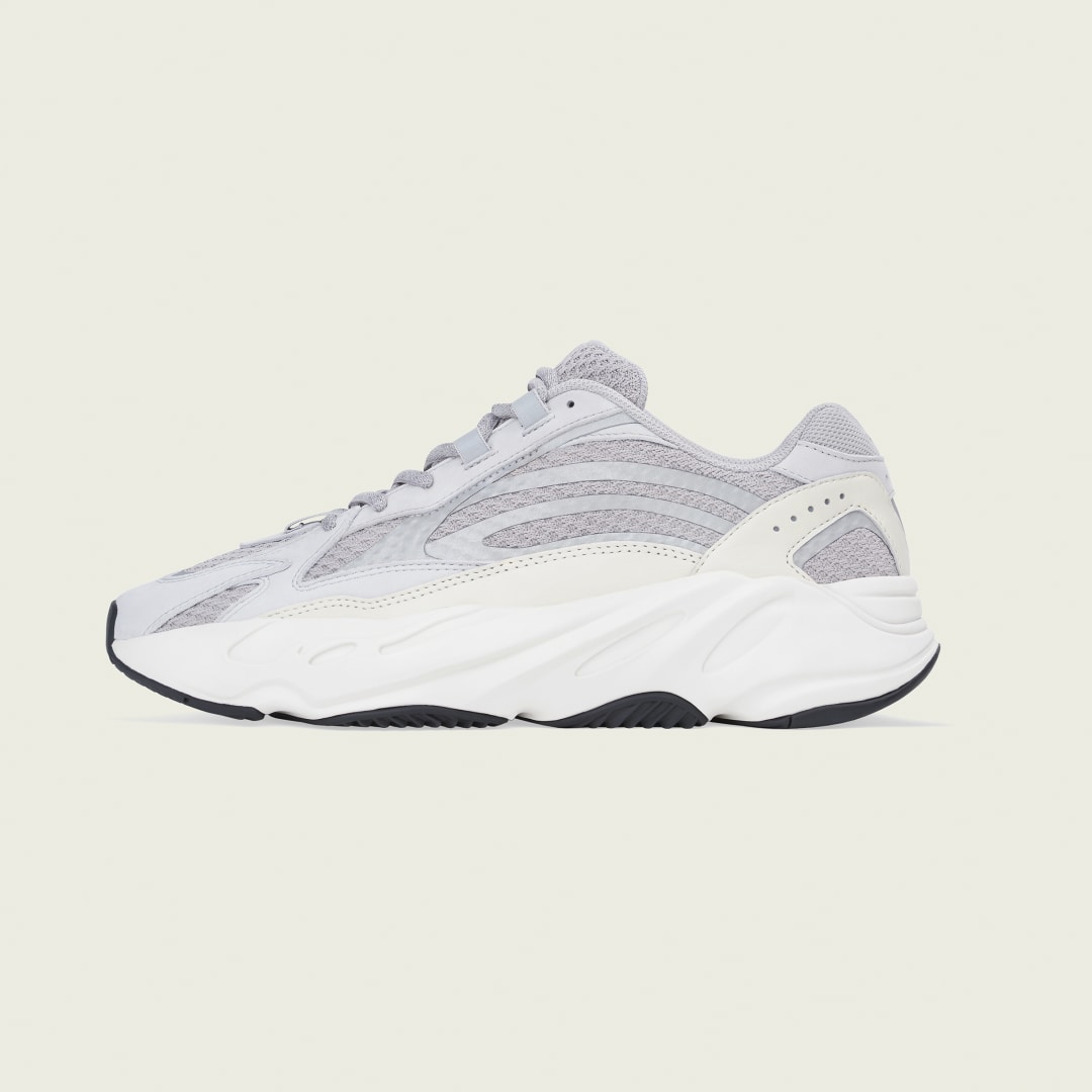 Superge in čevlji adidas Yeezy Boost 700 V2 "Static" Siva | EF2829, 0