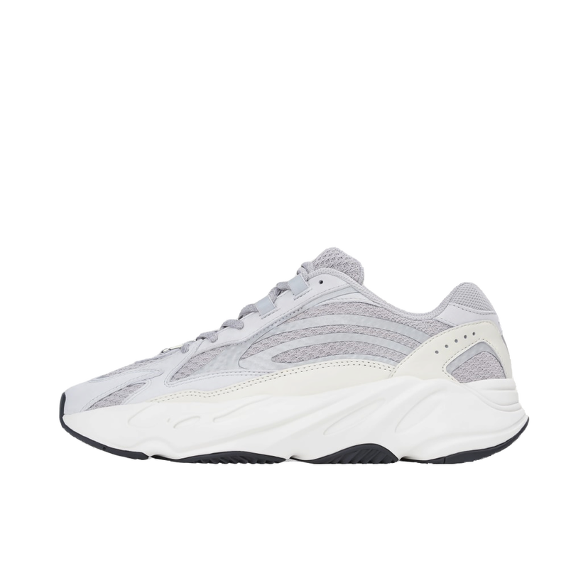 Superge in čevlji adidas Yeezy Boost 700 V2 "Static" Siva | EF2829