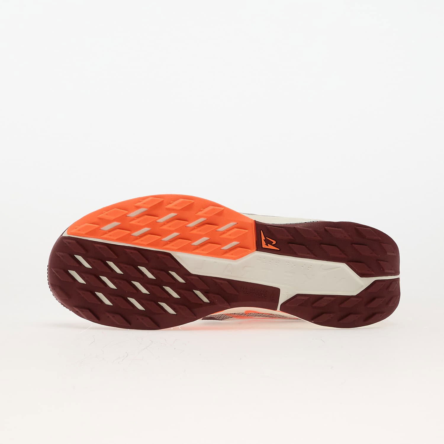 Superge in čevlji Nike React Pegasus Trail 5 Silt Red Hyper Crimson Sail Dark Team Red Bež | DV3864-600, 1