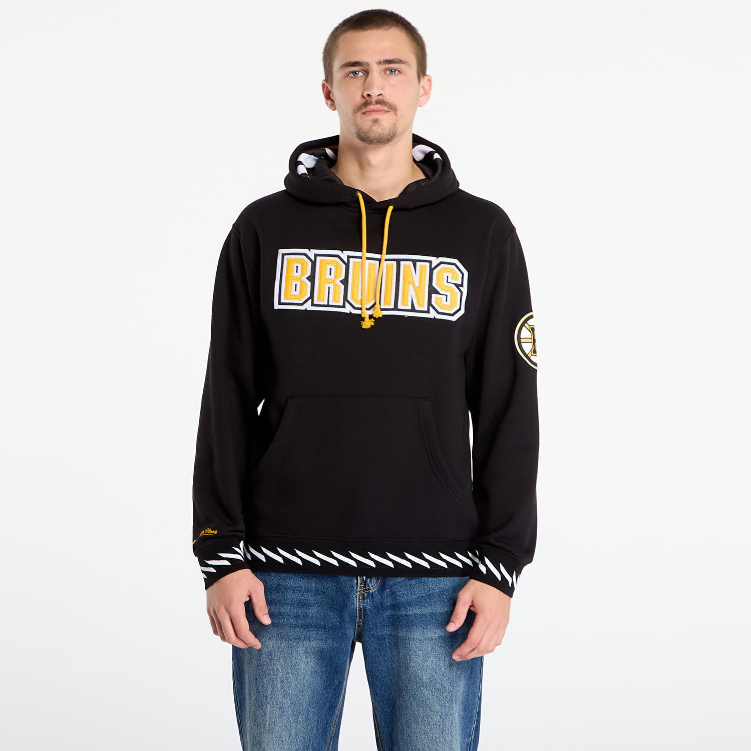 Pulover Mitchell & Ness Mitchell & Ness NHL Playmaker Fleece Hoodie Vintage Logo Bruins Črna | TH11148-BBNBLCK, 0