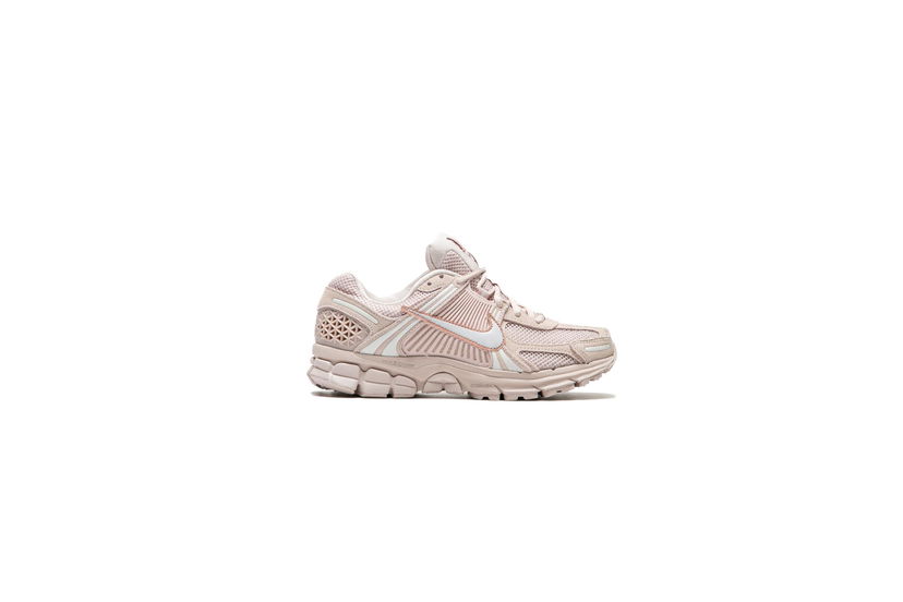 Superge in čevlji Nike Zoom Vomero 5 Roza | HQ0458-600