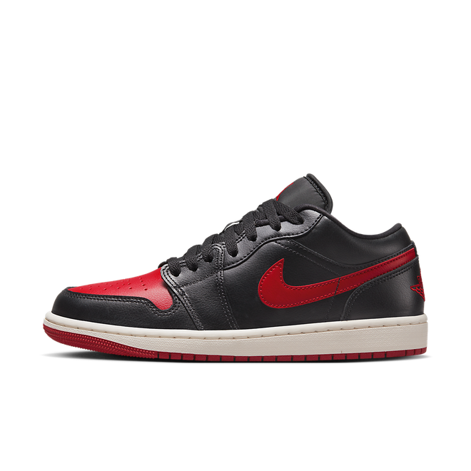 Superge in čevlji Jordan Air Jordan 1 Low "Bred Sail" W Rdeča | DC0774-061, 0