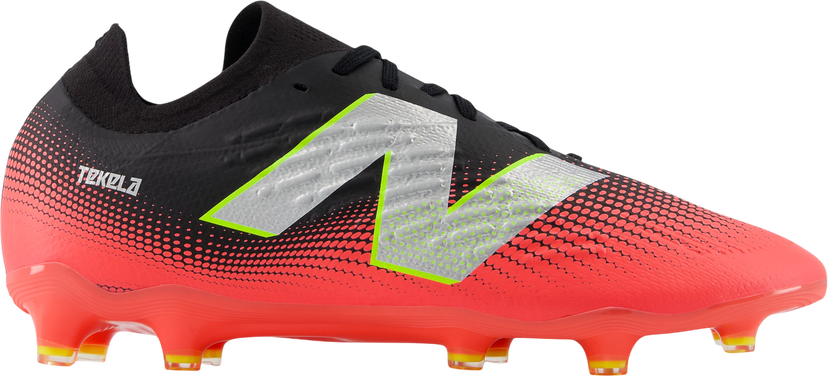 Superge in čevlji New Balance Tekela Magia Low Laced V4+ FG Rdeča | st2fl-r45