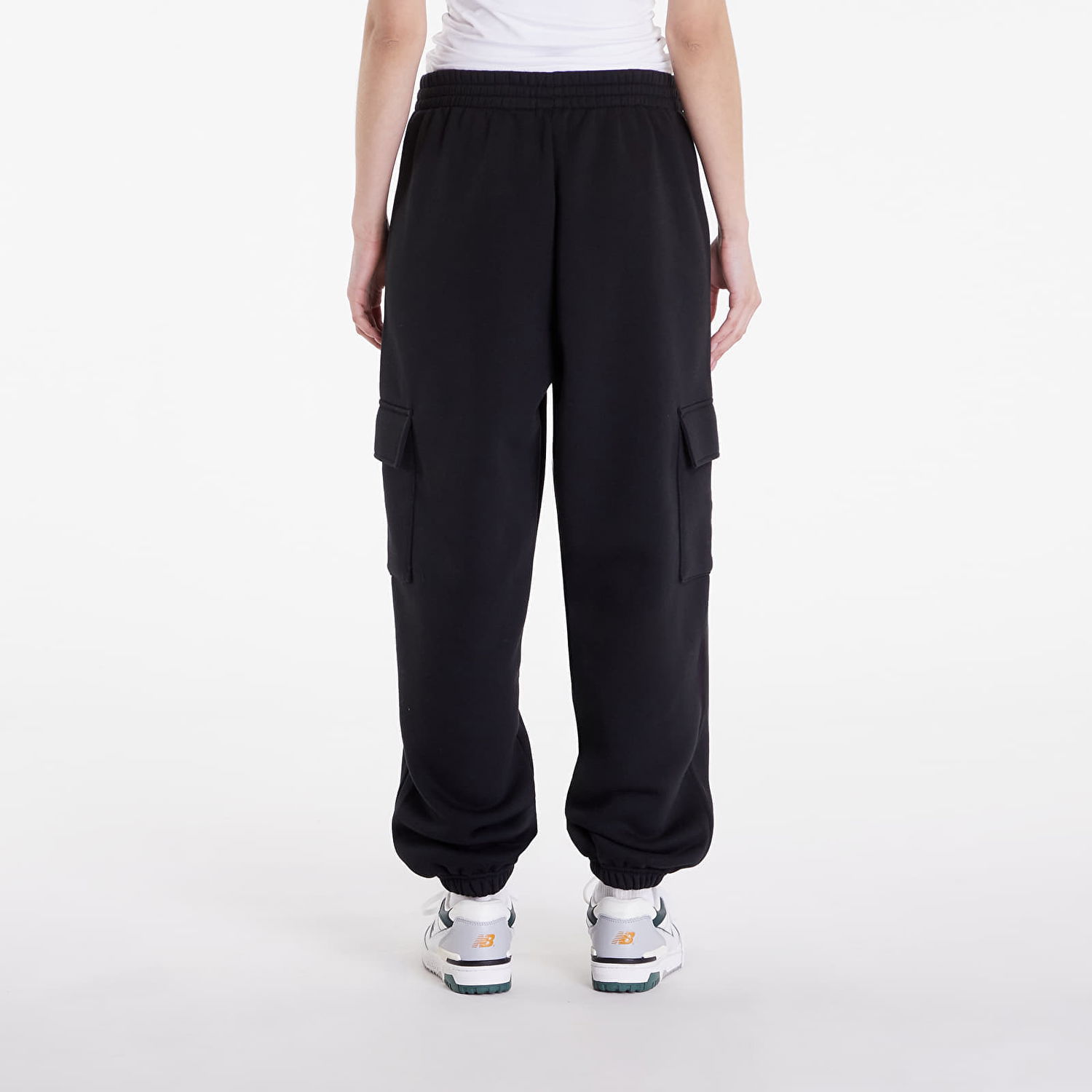 Trenirka adidas Originals Essentials Cargo Pants Black Črna | IY9689, 1