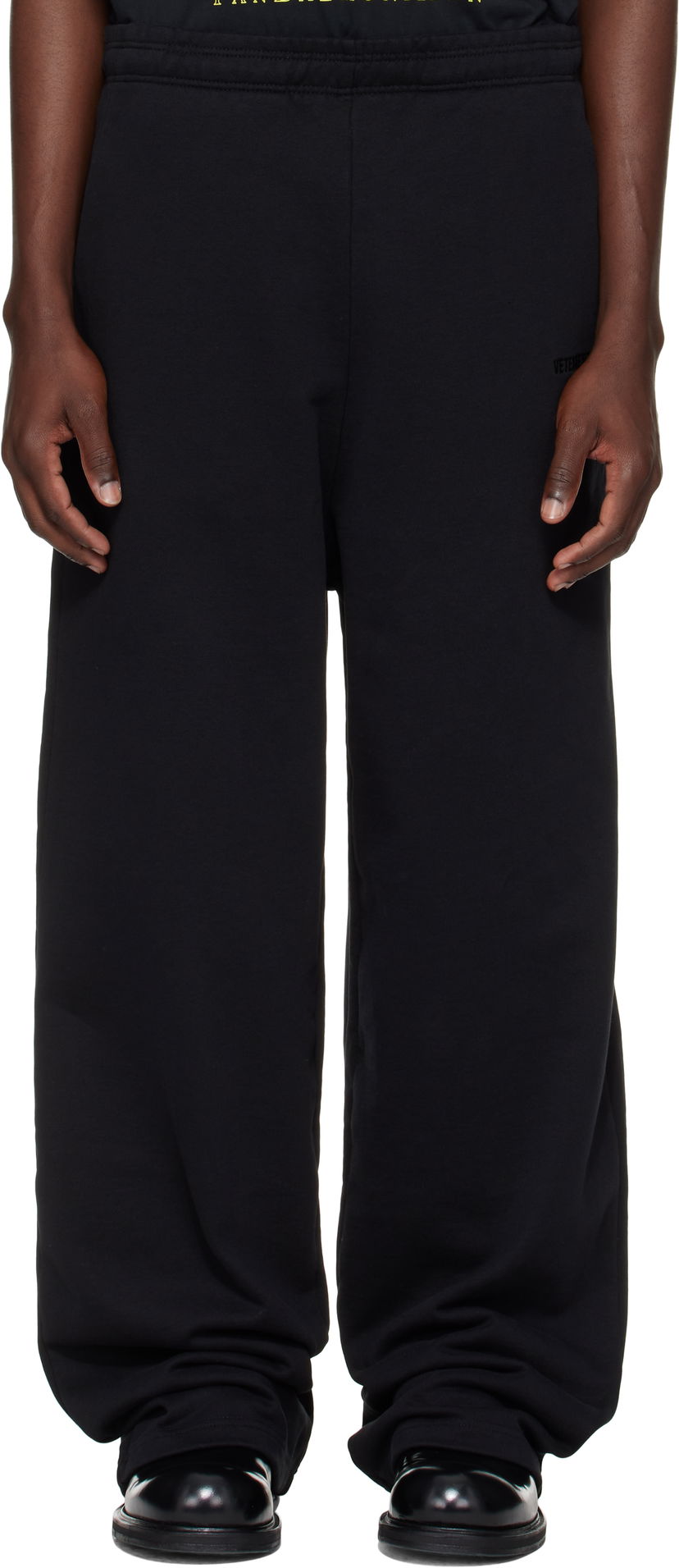 Trenirka VETEMENTS Vetements Logo Baggy Sweatpants Črna | UH76SP200B