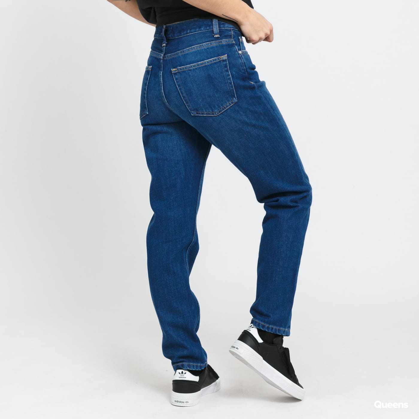 Kavbojke Carhartt WIP Page Carrot Ankle Modra | I027402.01.38., 1
