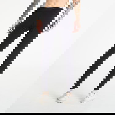 Nogavice On Running Core Tights Črna | 1MF30380553, 1