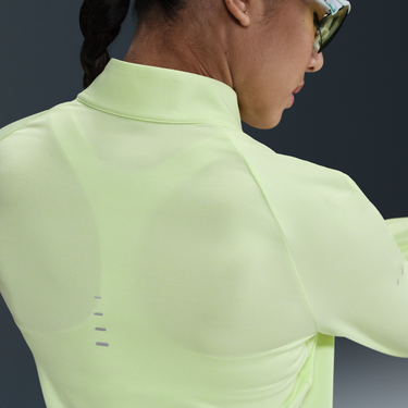 Srajce Nike Swift Dri-FIT UV 1/4 Zip Running Top Rumena | HQ0499-701, 2