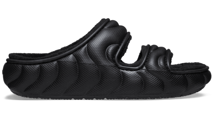 Superge in čevlji Crocs Classic Cozzzy Overpuff Črna | 210074-001
