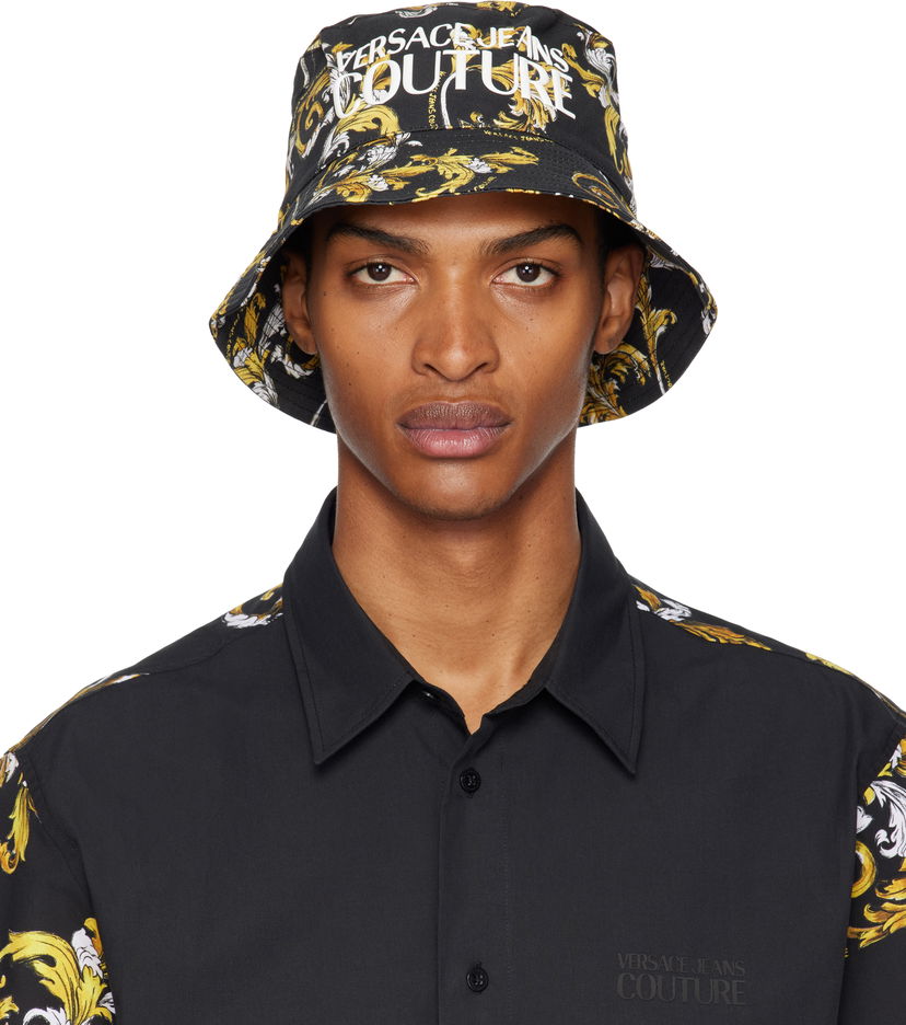 Klobuk Versace Versace Jeans Couture Fisherman Bucket Hat Črna | E78GAZK06_EZG364