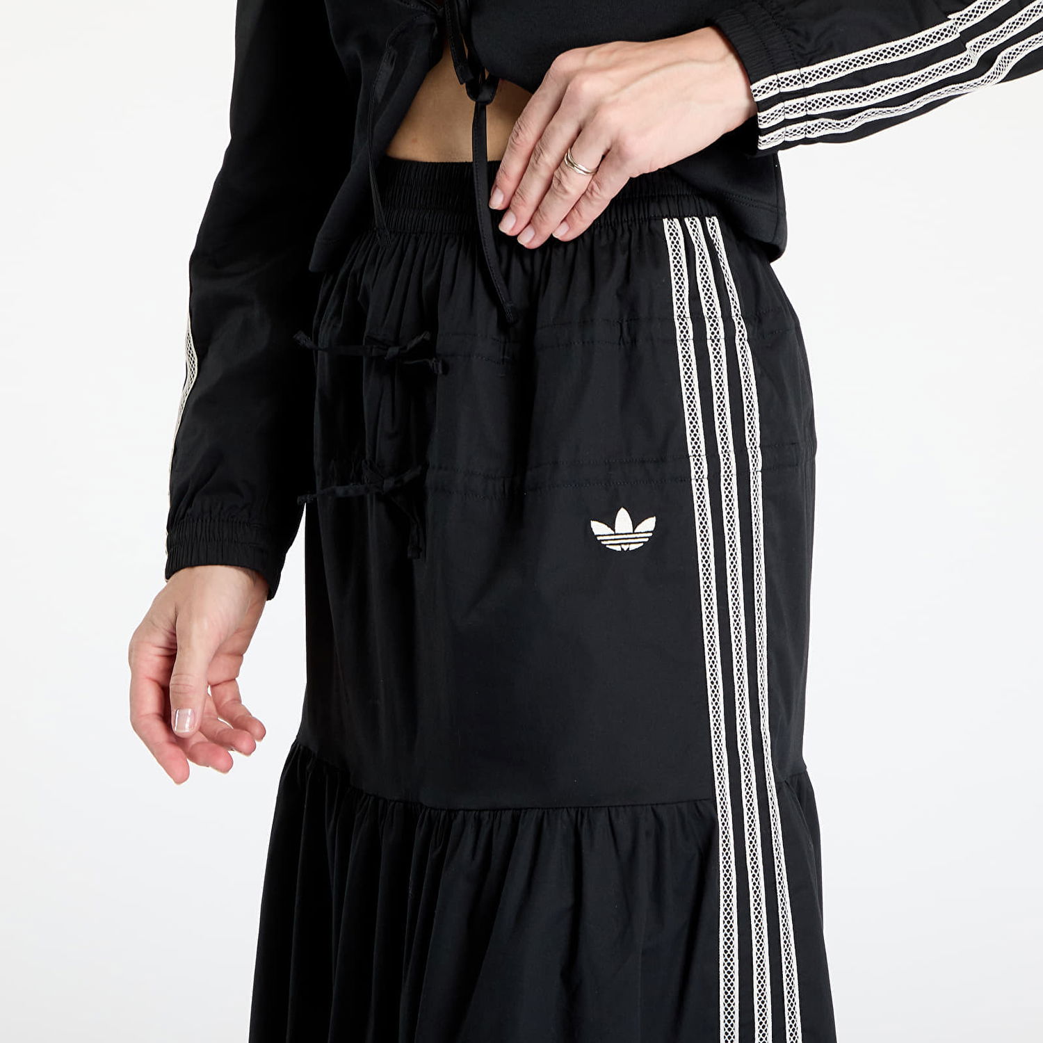 Krila adidas Originals adidas Originals Summer Glow Tiered Maxi Skirt Črna | KC0767, 1