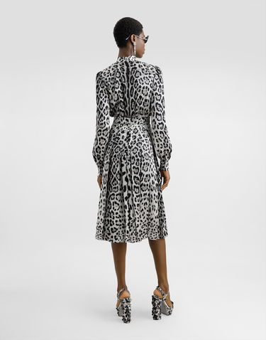 Obleke Dolce & Gabbana Satin Calf-Length Shirt Dress With Leopard Print Večbarvna | F6JQUTFS1GTHI13N, 2