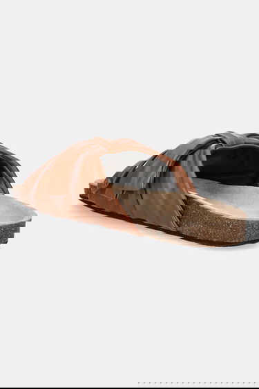 Superge in čevlji JW Anderson JW Anderson Knotted Leather Slides Rjava | SN0096.LA0161.640, 2